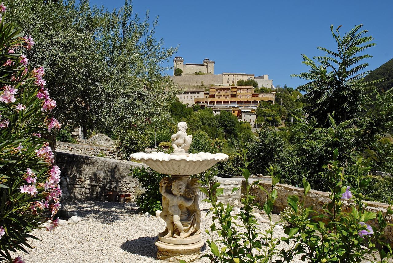 Palazzo Sant'Angelo Bed & Breakfast Spoleto Ngoại thất bức ảnh