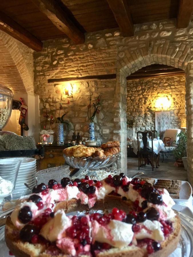 Palazzo Sant'Angelo Bed & Breakfast Spoleto Ngoại thất bức ảnh